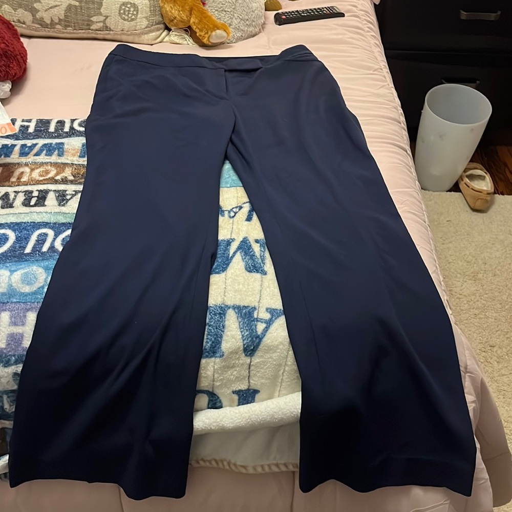 White House/Black Market Flare Leg navy pants size 10S